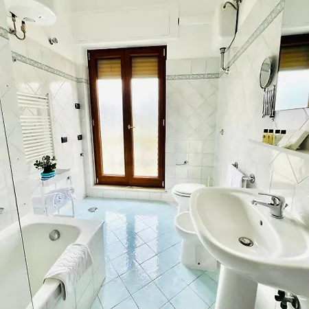 Azzurrissima Home-b&b Centro סורנטו